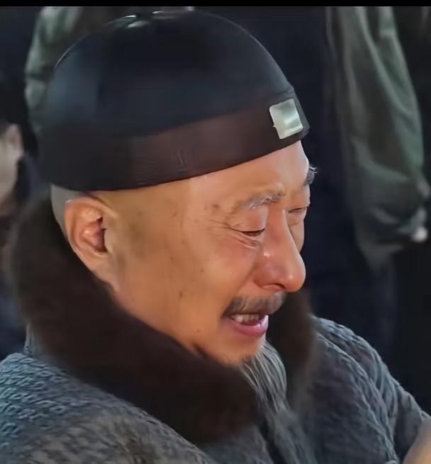 想过武汉会出名，
没想到以这种方式让大家认识武汉人民，
陈佩斯想瞒也瞒不住了，那
