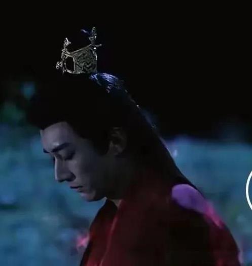 唐嫣和刘学义的《念无双》后面真的虐啊！！！
无双神女姬谭音和源仲be了，姬谭音死