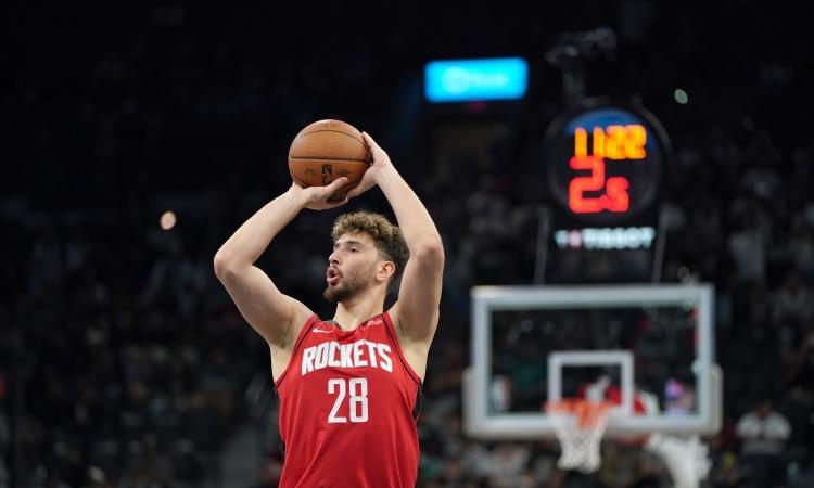 谢泼德：原谅我瘦弱的双肩，带不动一群大哥。
NBA杯赛迎来西部焦点战，西部第二的