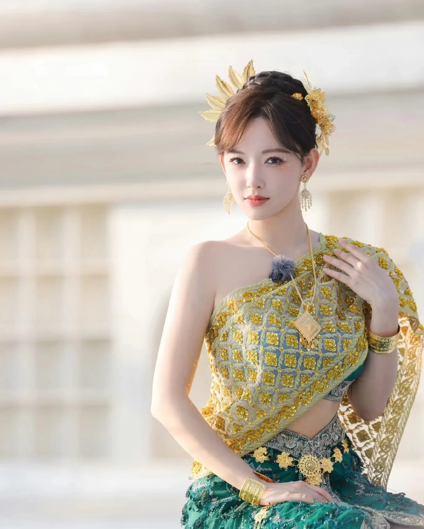 看《是女儿是妈妈二》好喜欢邓老师和程潇这对新母女组合啊！
七十四岁的黄圣依妈妈邓