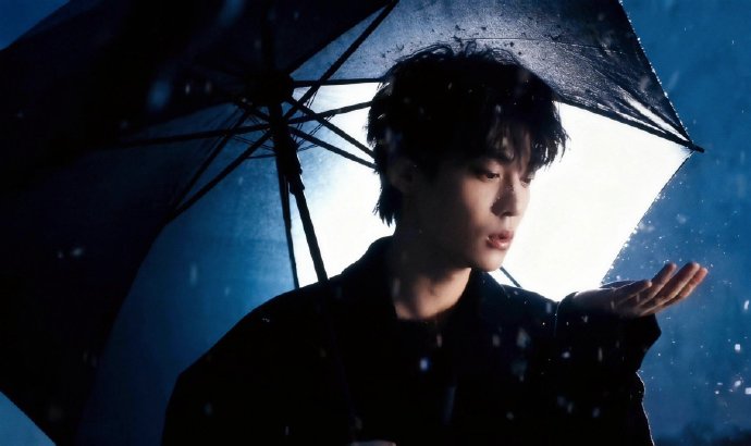 田栩宁包括经纪公司早就发过声明
单身状态、从未结婚、亦无子女
没惹任何人