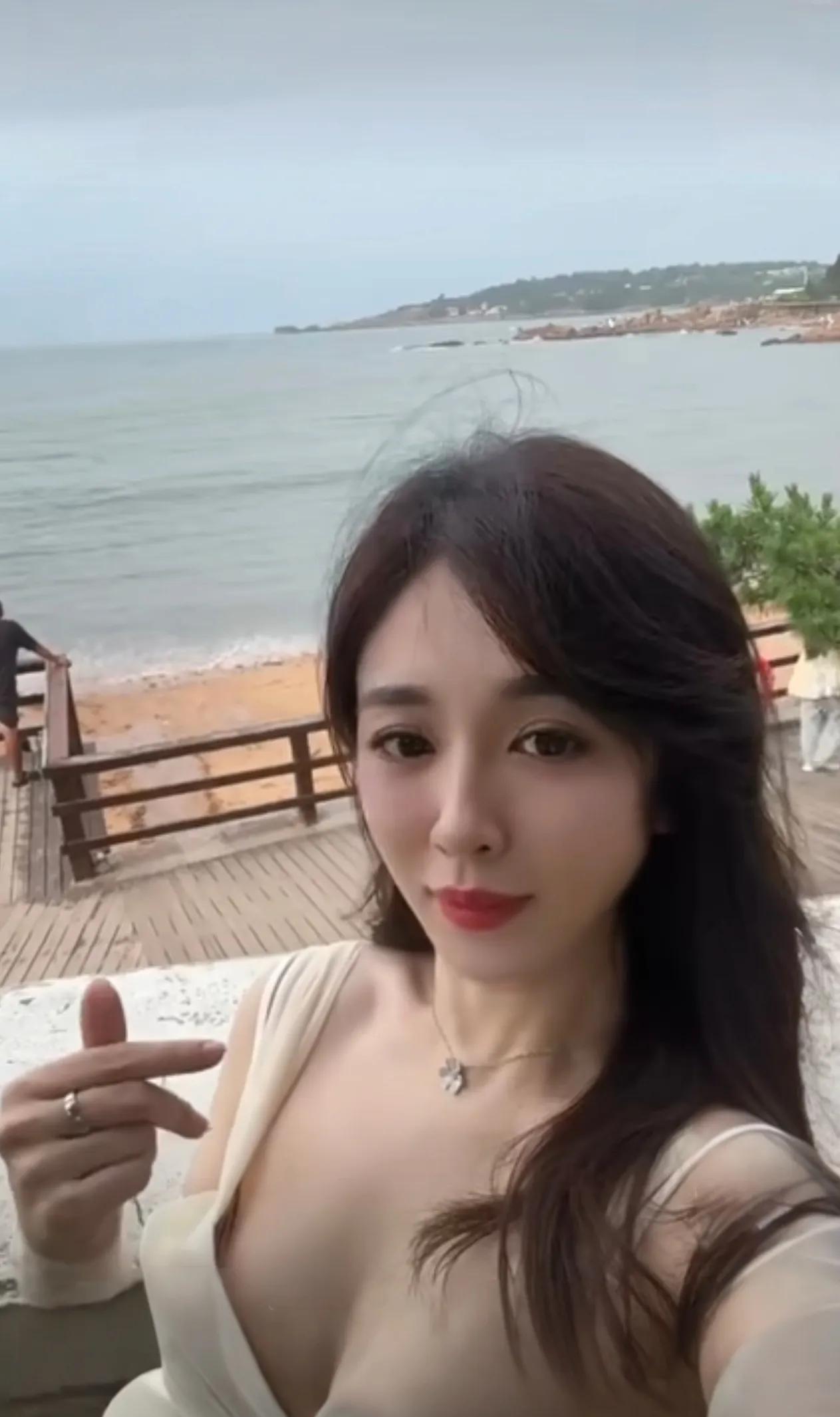 王晓晨的回应有点模棱两可啊，如果是真的就祝福这一对，俞灏明可是正儿八经的好男人，