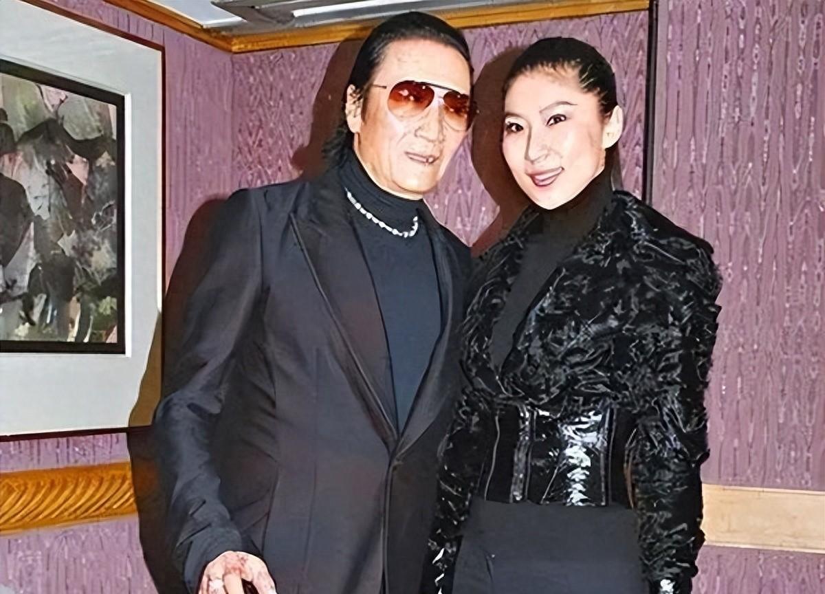 89岁谢贤晚节不保？分手7年的小女友突然现身，曝私密往事只为