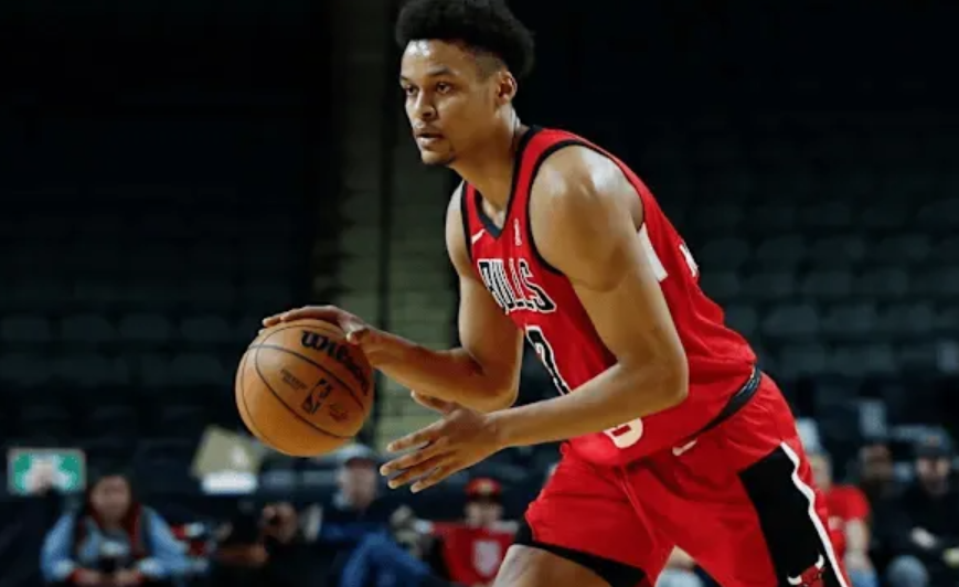 24小时NBA梦碎！篮网无情裁掉香港出生中锋穆卡