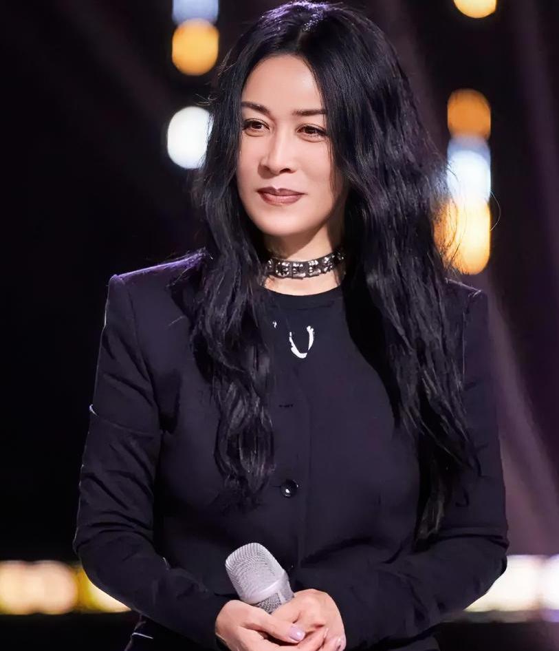 “那英热点”告诉了我们什么？
1.如今年代，外面的诱惑很多，尤其是成功人士，不管