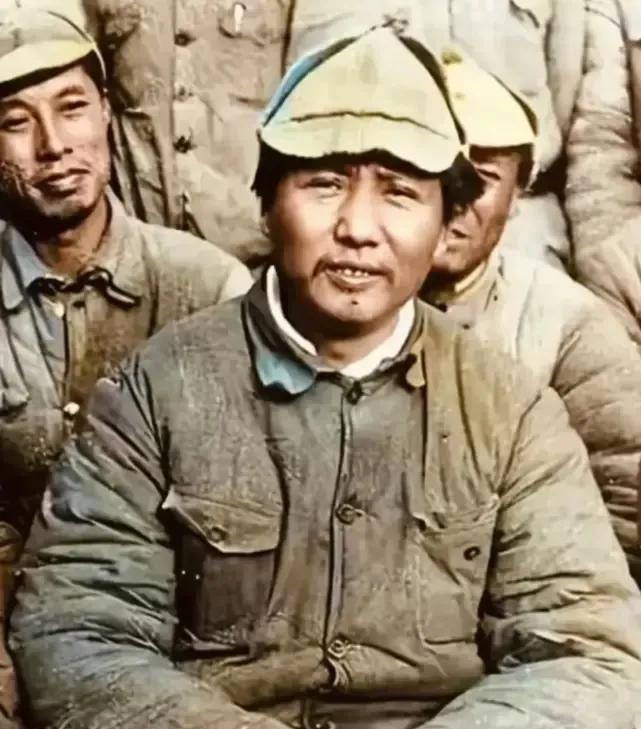 如果要列举中国历史上全心全意为人民服务的人，教员、总理应该是最纯粹最坚决最彻底最
