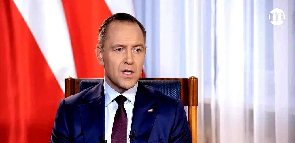 欧盟不好进，波兰不让乌克兰入伙











---








