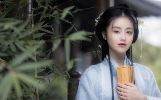 夫君将我的灵药送给白月光，我为止痛偷偷服毒，三日后就会死去！