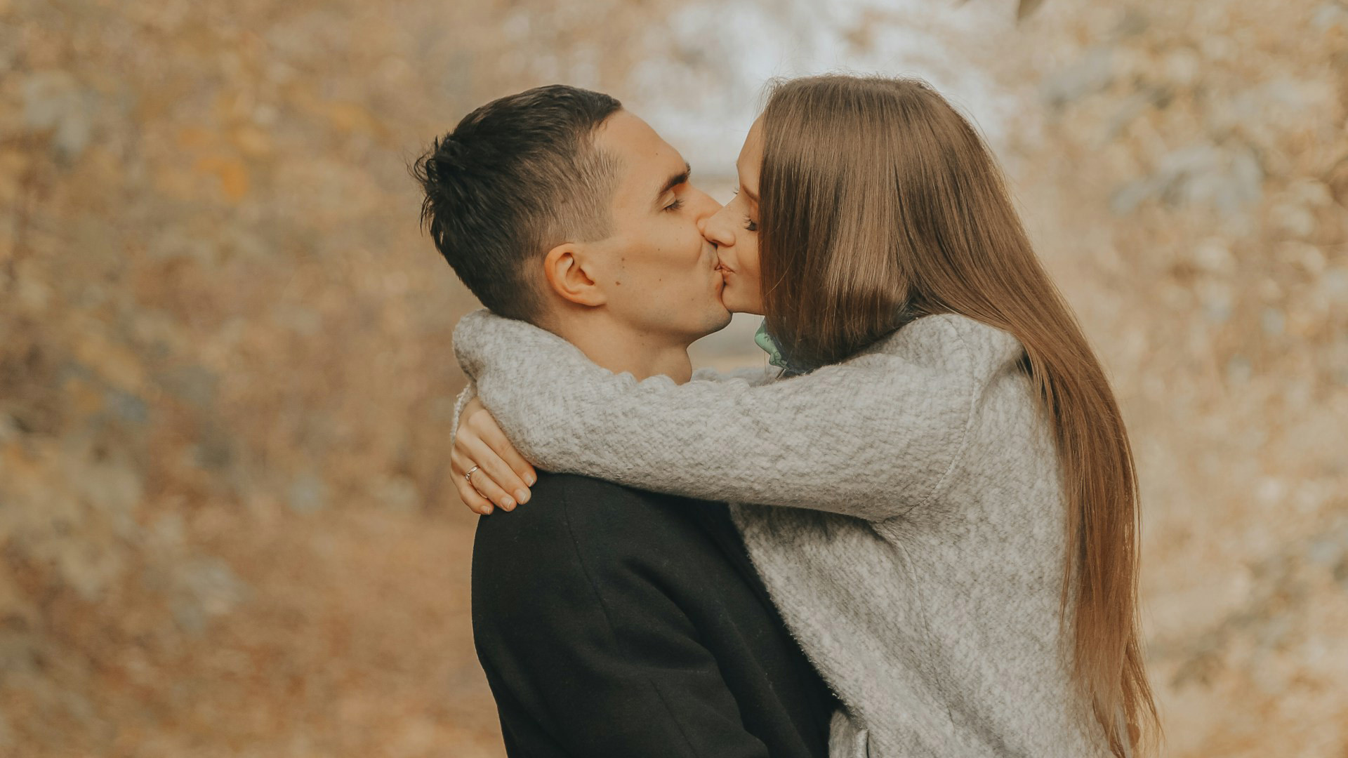 “无亲密”的婚姻，如何打破八年的心墙与身体阻碍？