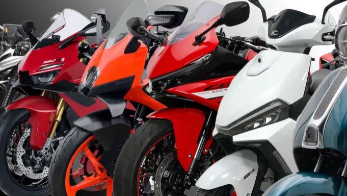 2025年最后最后一期新车！五羊-本田亮剑新150踏板、网红张雪的820不缺席！