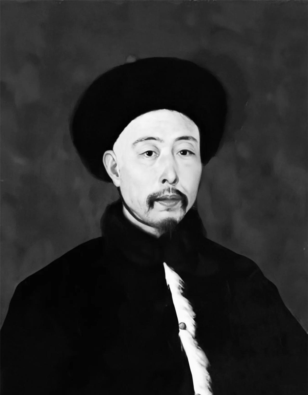 农历二月二，这天到江南微服私访的乾隆，为讨个吉利，决定在天津龙亭里剃头，他提出三