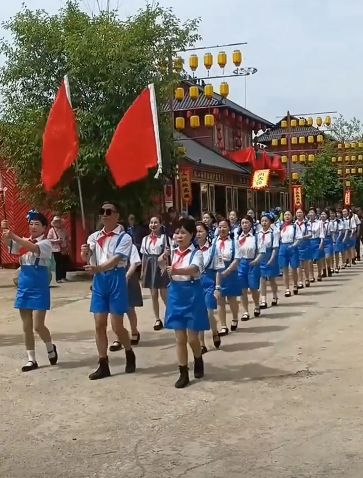 你不嫌恶心吗？哈哈哈！！
