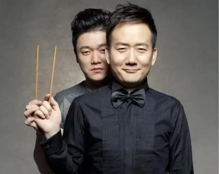 终于搞明白
为啥筷子兄弟十多年没咋合体演出了？

原来啊这组合就是个"临时