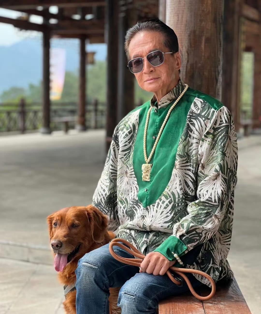 方刚的义子王瀚祥说
义父临终前，亲自跟我说…
早在几年前，义父的身体就大不如前了