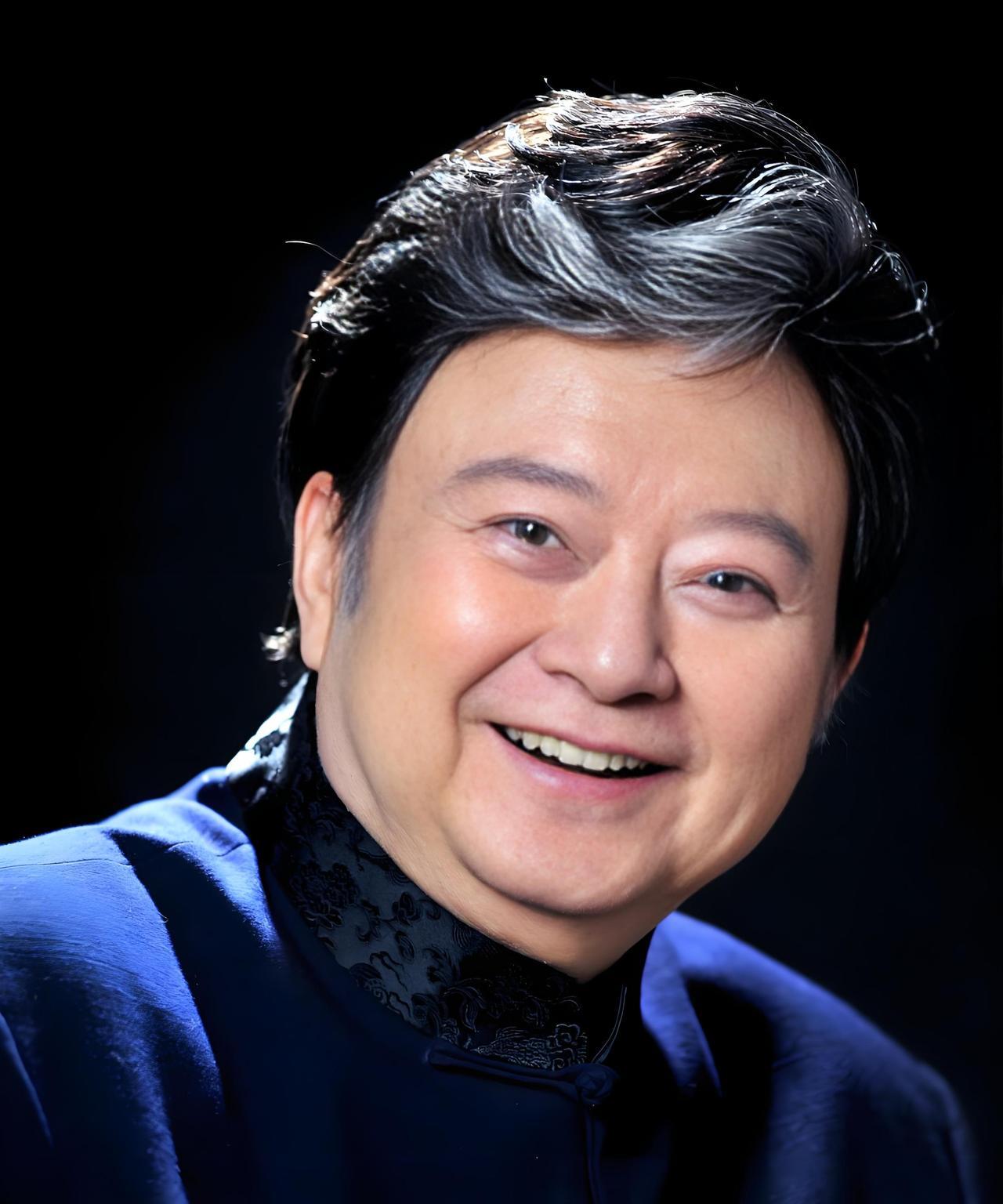 当今歌坛八大最具实力男高音歌唱家：
一、李双江（代表作～红星照我去战斗）
二、李