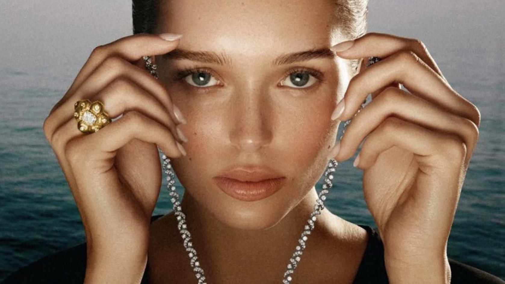 澳洲超模斯特拉·哈南，蒂芙尼奇迹之海高级珠宝摄影