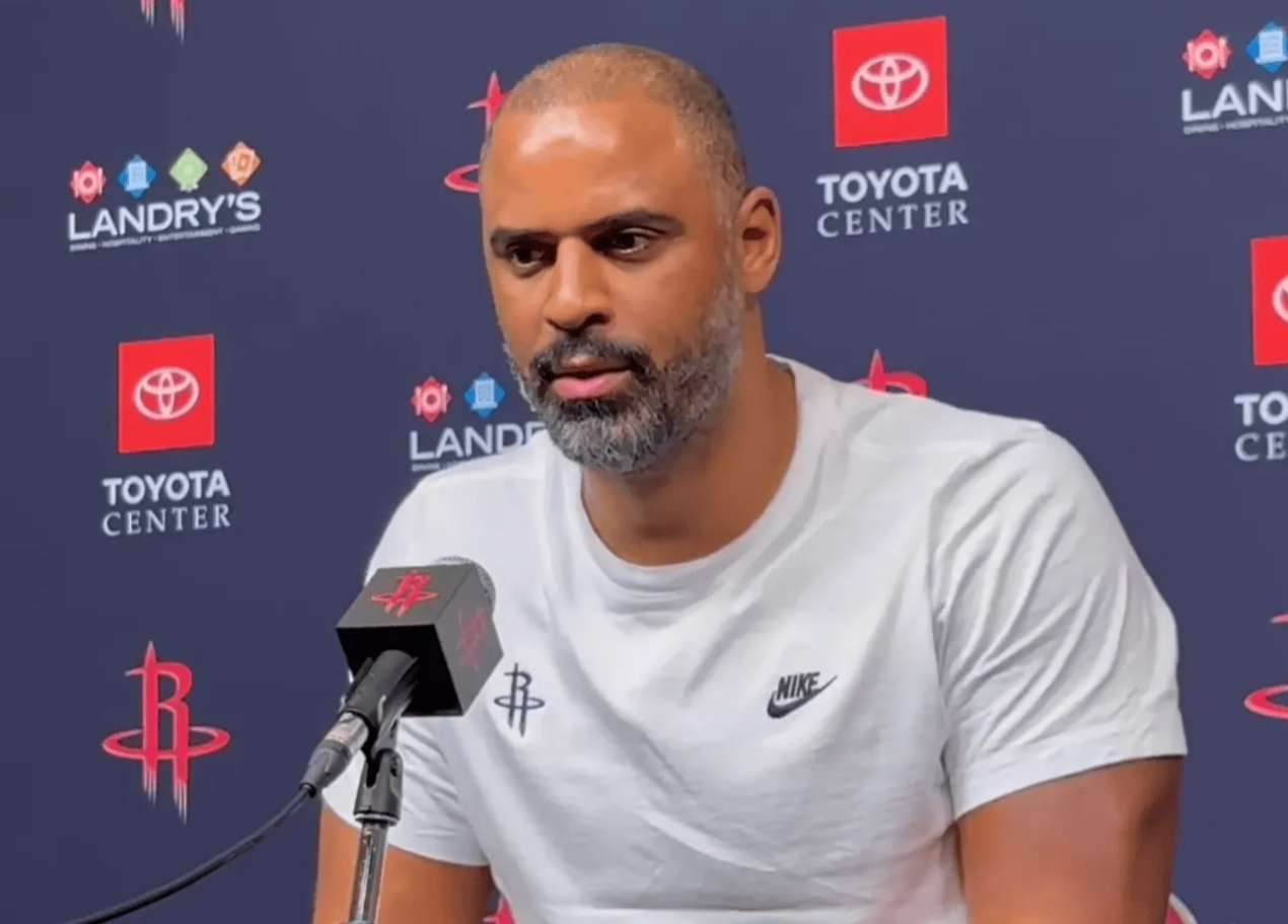NBA季前赛火箭vs爵士的比赛已经结束。火箭140-127战胜爵士。
全场比赛，