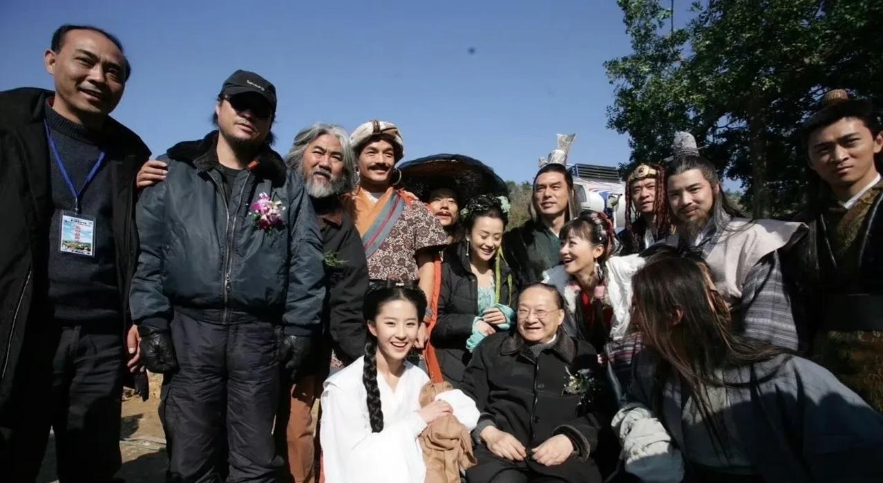 现在的古装武侠剧确实越来越没那味儿了，像《神雕侠侣》那样实景拍摄、演员贴合角色、