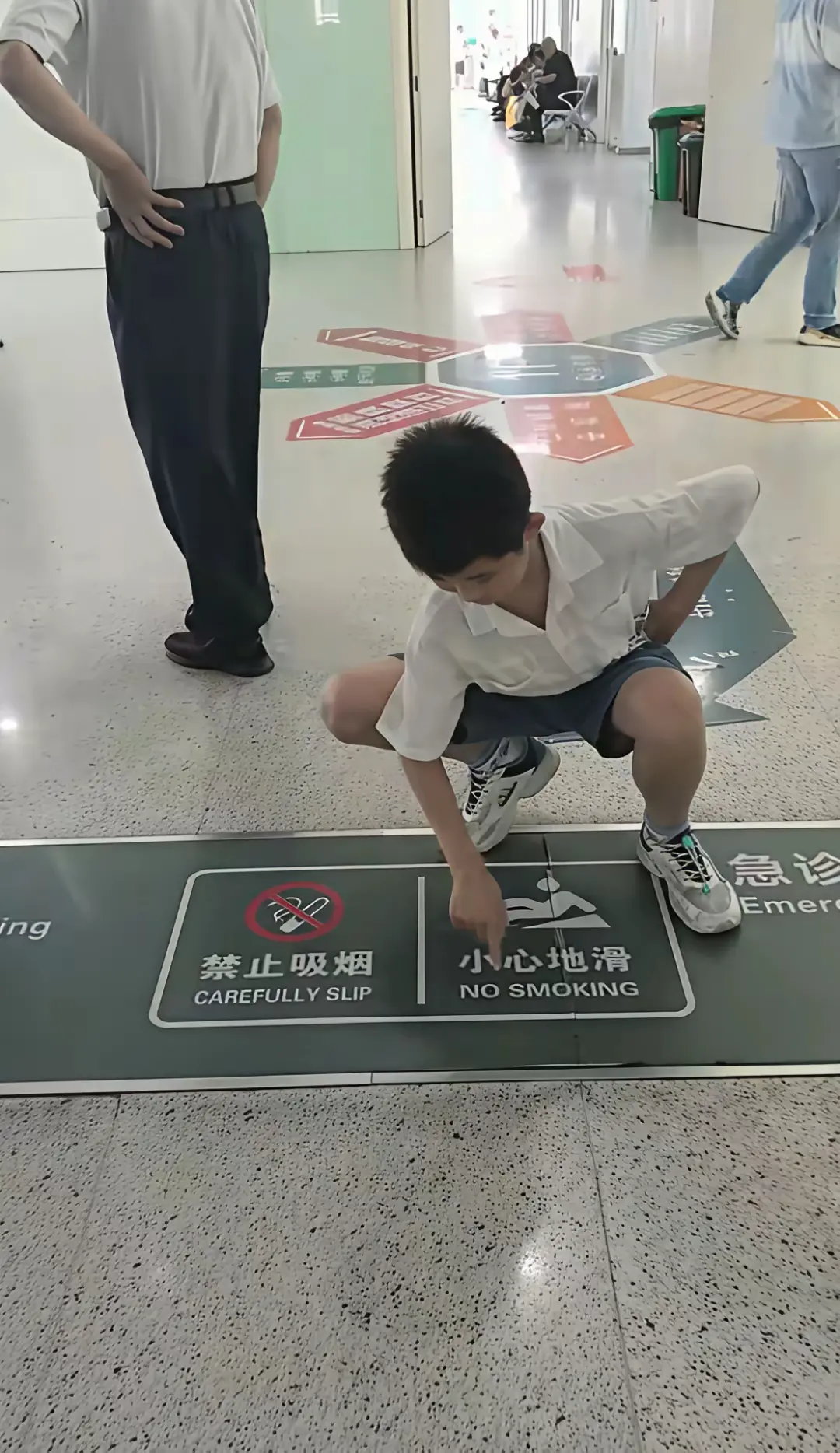 这是在某大型知名医院拍到的，这么低级的错误都犯