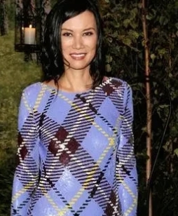 智慧富婆，颜值之外的光芒

在女明星中，有这样一位特别的存在。她或许不是传统意义