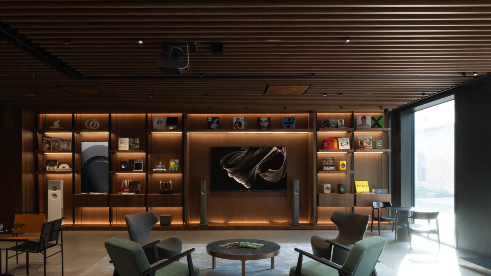 深圳家庭影院音响定制商是否提供声学设计服务？如何测量房间混响时间？