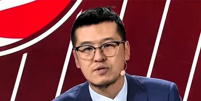 篮球名嘴杨毅发言失准：要表扬郭士强，让杨瀚森不打亚洲杯；
郭士强：杨瀚森不打？我