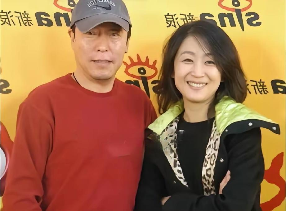 倪大红与陈瑾这张合照多么和谐啊，倪大红温和端庄，陈瑾如沐春风。
      他俩