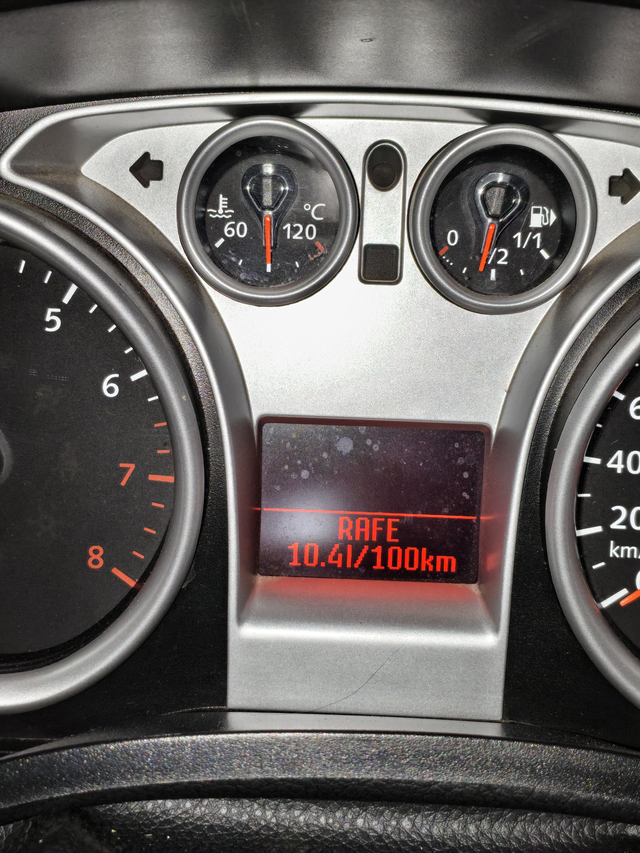 经典1.8自动油耗
完蛋了。开不起了。我还是新手