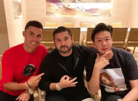 估值超4亿欧！C罗收购西甲球队瓦伦西亚？千球大计？C罗怕是吃不下这么大的蛋糕！