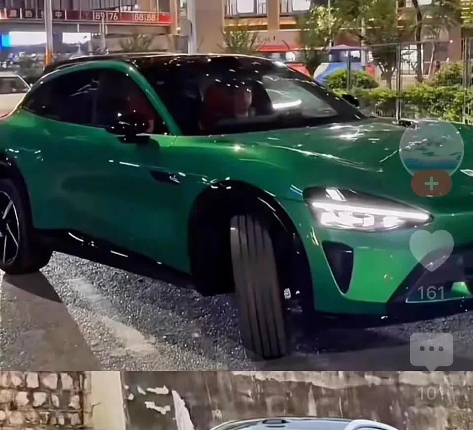雷总官宣了，yu7必定大麦，不过这车属于运动型的车，所以空间肯定不会很大，不像华