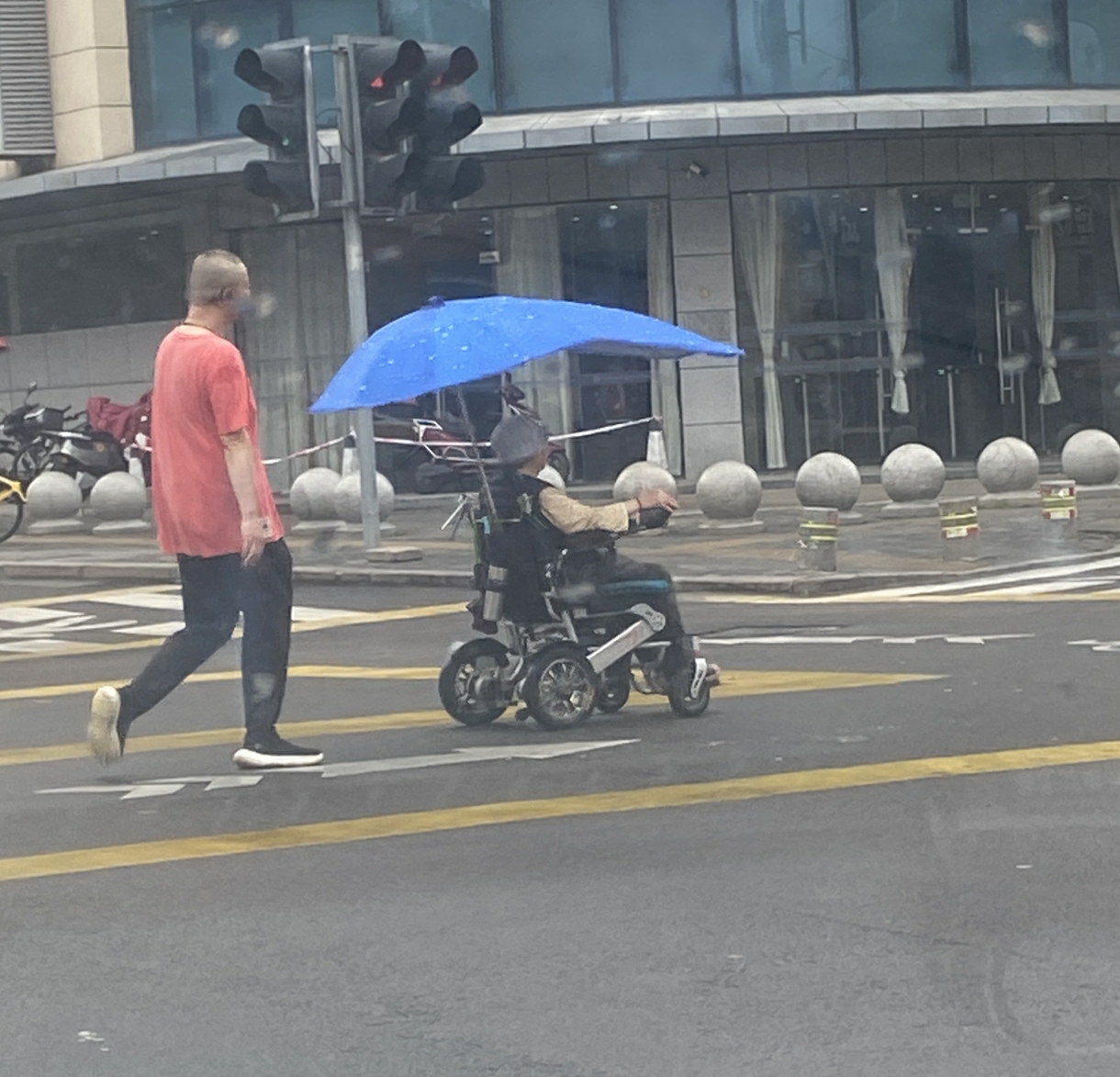 这个感觉好像很不错！下次也买一个！
