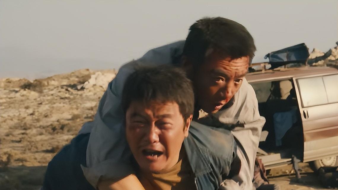 《孤注一掷》狂赚10亿，申奥导演终于拿出这部藏了5年的“续集”杀手锏