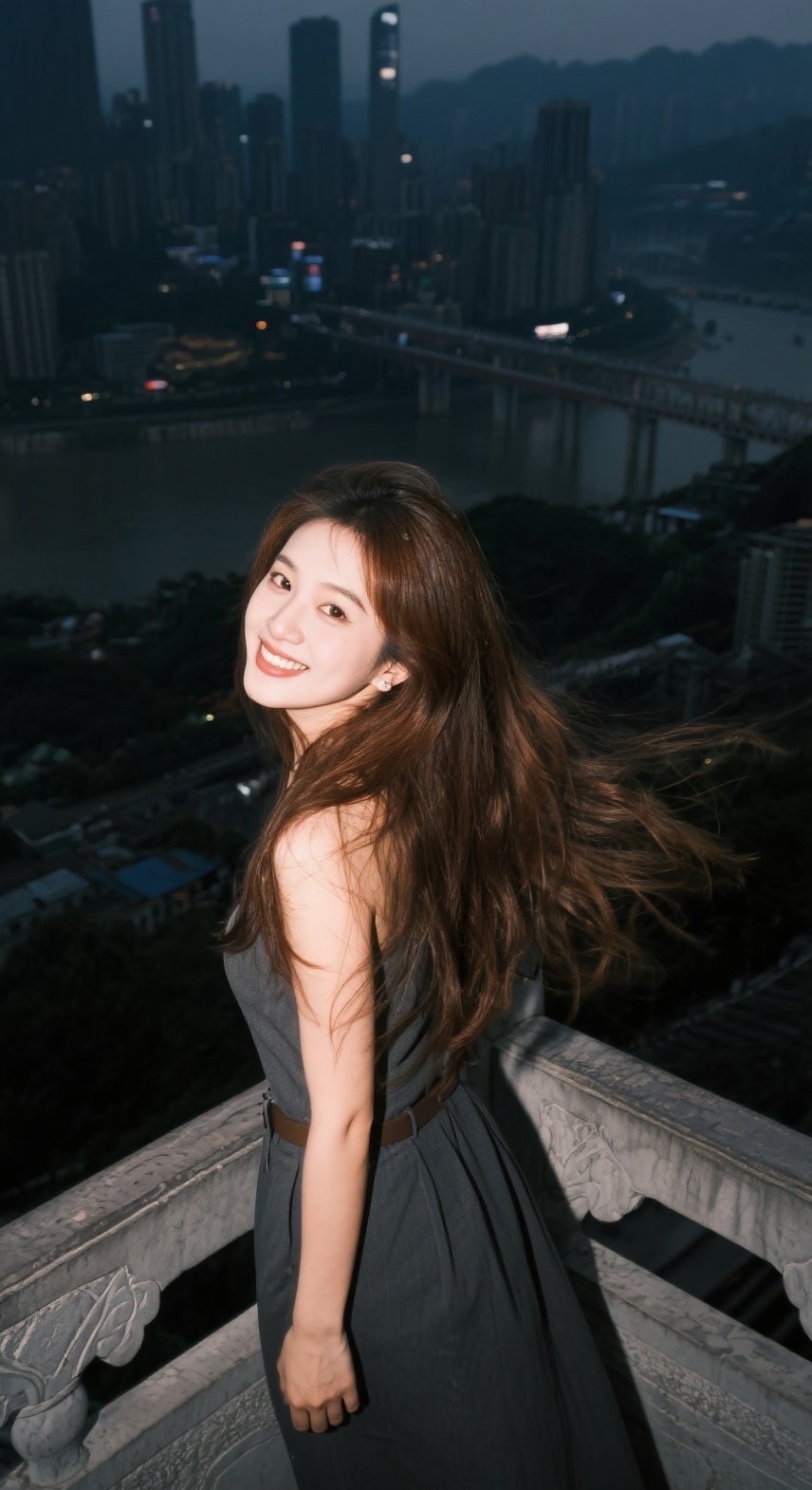 美眉夜色如画，红唇点燃寂寞