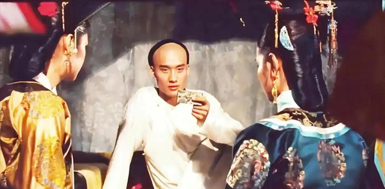 1861年8月，咸丰帝病情加剧。他于8月21日子时在热河行宫召见了宗人府宗令、右