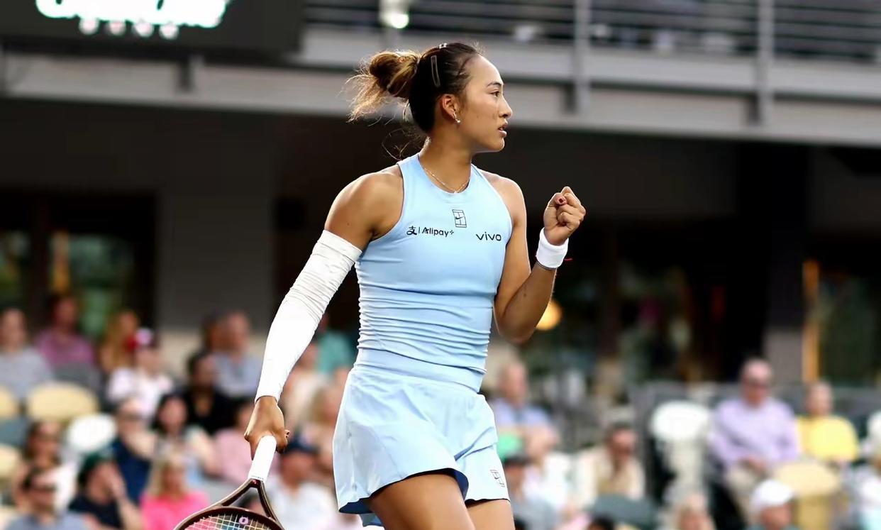 实力很强，中国金花郑钦文在WTA500查尔斯顿站展现统治力。作为赛会3号种子，她
