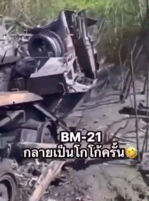 柬埔寨火箭炮昼夜不停猛轰，泰国F-16临空投弹轰炸，两军重装备出现战损，冲突要咋