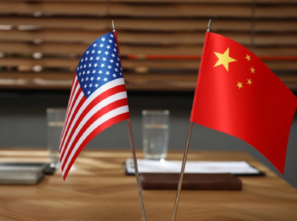 中国再出杀招和美国死磕！不是稀土

中国紧握稀土王牌搏杀美国之际，悄悄再次亮出王