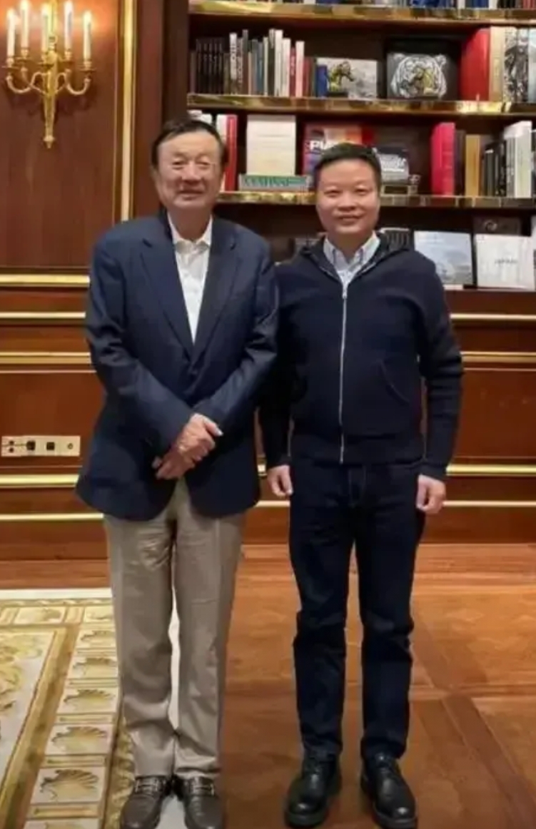 这就是事实！
华为+赛力斯：问界火了；
华为+奇   瑞：智界火了；
华为+长 