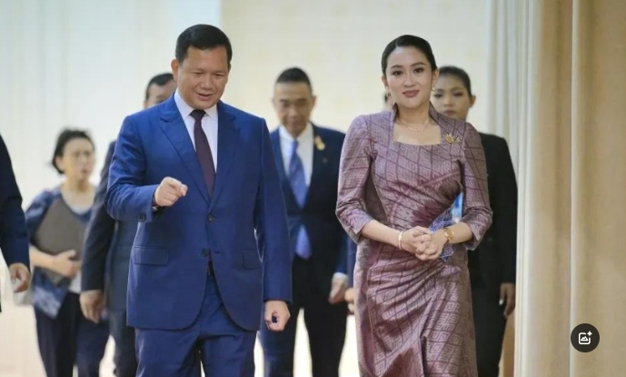泰军进攻力度凶猛，F-16战机直接摧毁了柬埔寨的两个指挥部，损失不小，这下子，柬