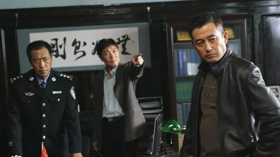    感觉《高纬度战栗》这个剧拍的很好，李雪健老师演技真的没话说，如果他没得病，