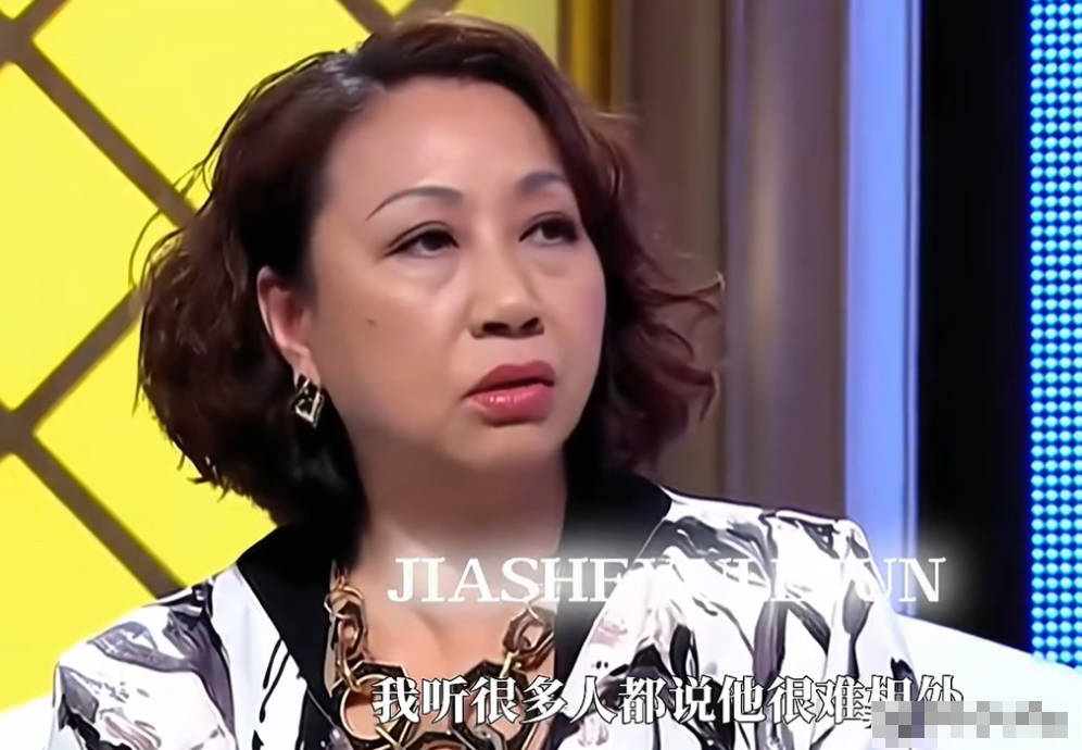 “包租婆”元秋说：“讲良心话，在内地相信也有很多网友听过说周星驰难相处的，其实他对我真的很好！