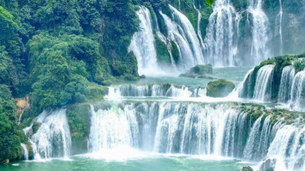 ​广西：山水与民族共舞的八桂秘境