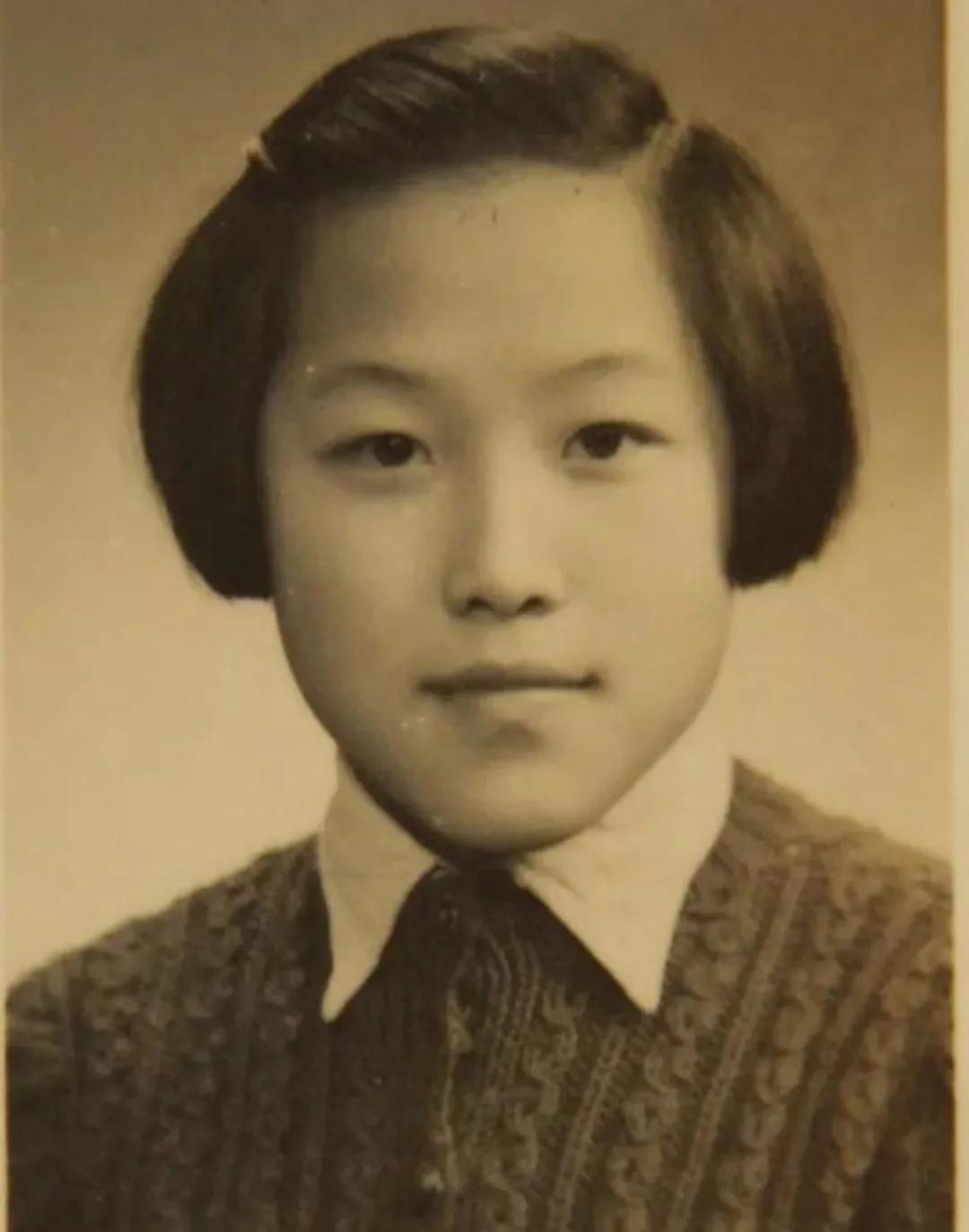 1971年，48岁的魏振德，家里穷得揭不开锅，却娶了个小10岁的妻子。新婚夜，妻