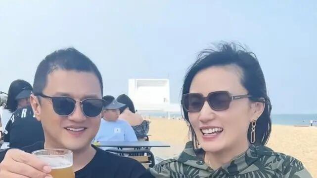 李亚鹏官宣离婚，网友却集体心疼汪峰！评论区梗多到笑出眼泪