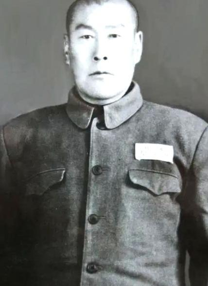 1938年，大队长甄凤山，领导第三军分区第一游击队第五大队，回乡开展抗日工作，但