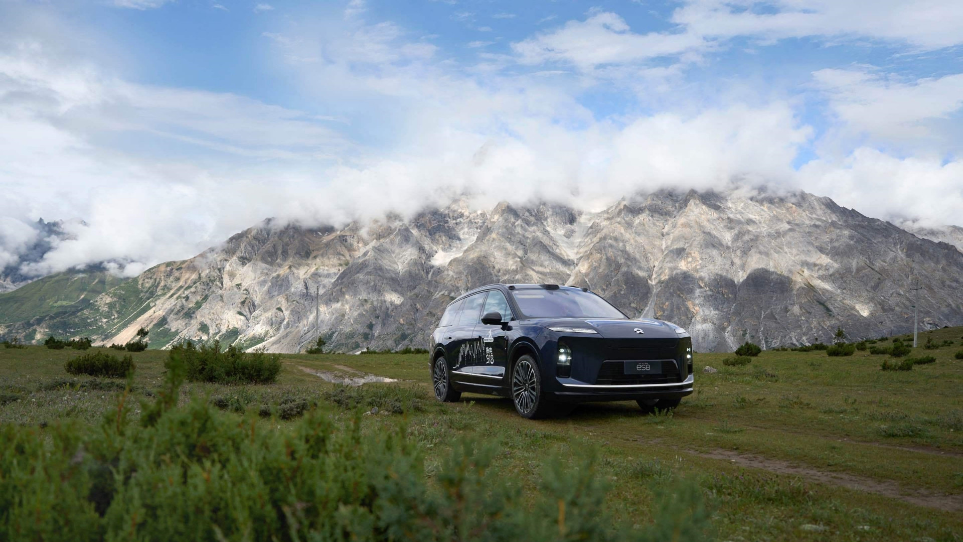 蔚来ES8最遗憾的事情，砍掉老款的75kwh电池包，只保留102kwh的