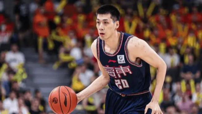 千呼万唤始出来，广东成年全运男篮名单公布，内部竞争异常激烈