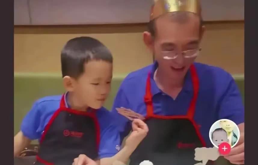 谢浩男以后发现这个孩子真的是弟弟，我相信谢浩男绝对不会再相信老头了，因为老头当着