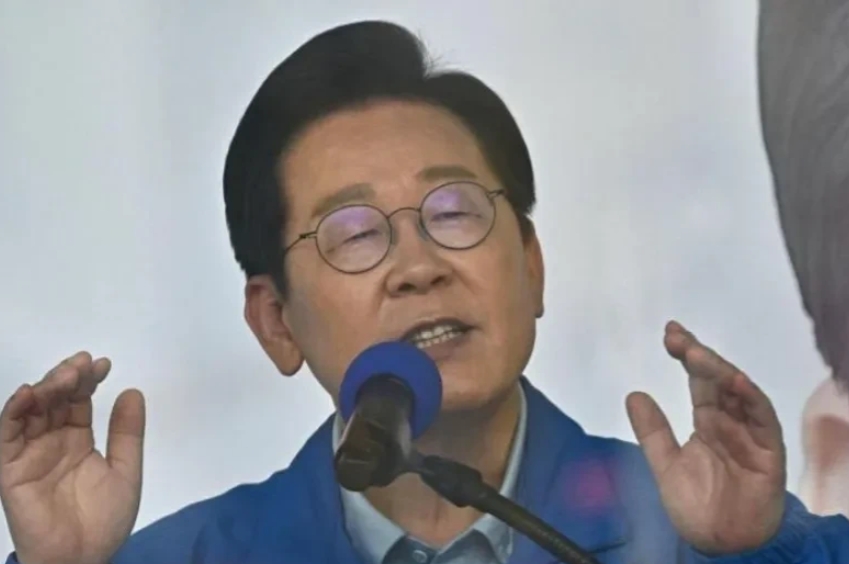 收到中方贺电的李在明，还是决定先见美国领导人。很多人都说李在明亲中，我却不这么认