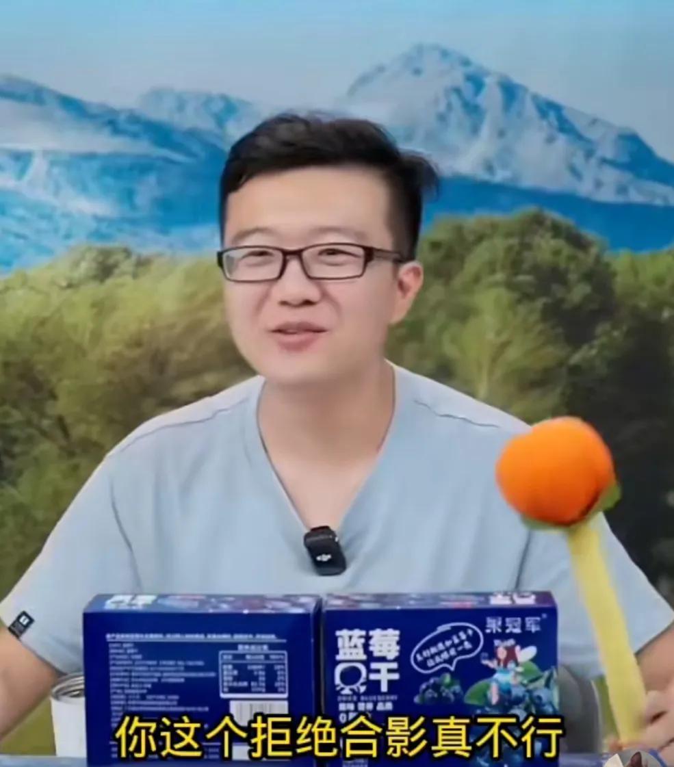 WTT横滨冠军赛，陈幸同可以拒绝和张本智和冠军合影吗？ 
莱维聊球：拒绝合影肯定